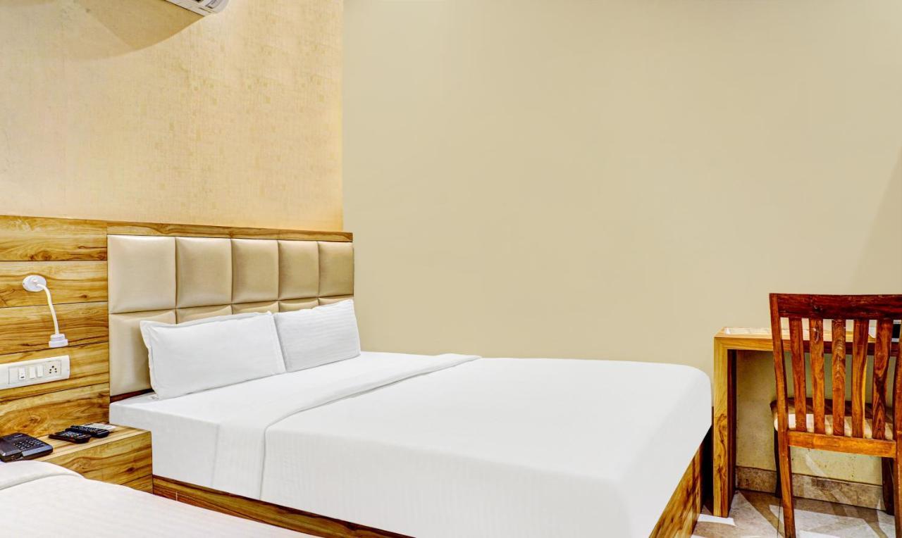 Hotel Sun City Near Saifee Hospital And Hn Reliance Mumbai Bagian luar foto