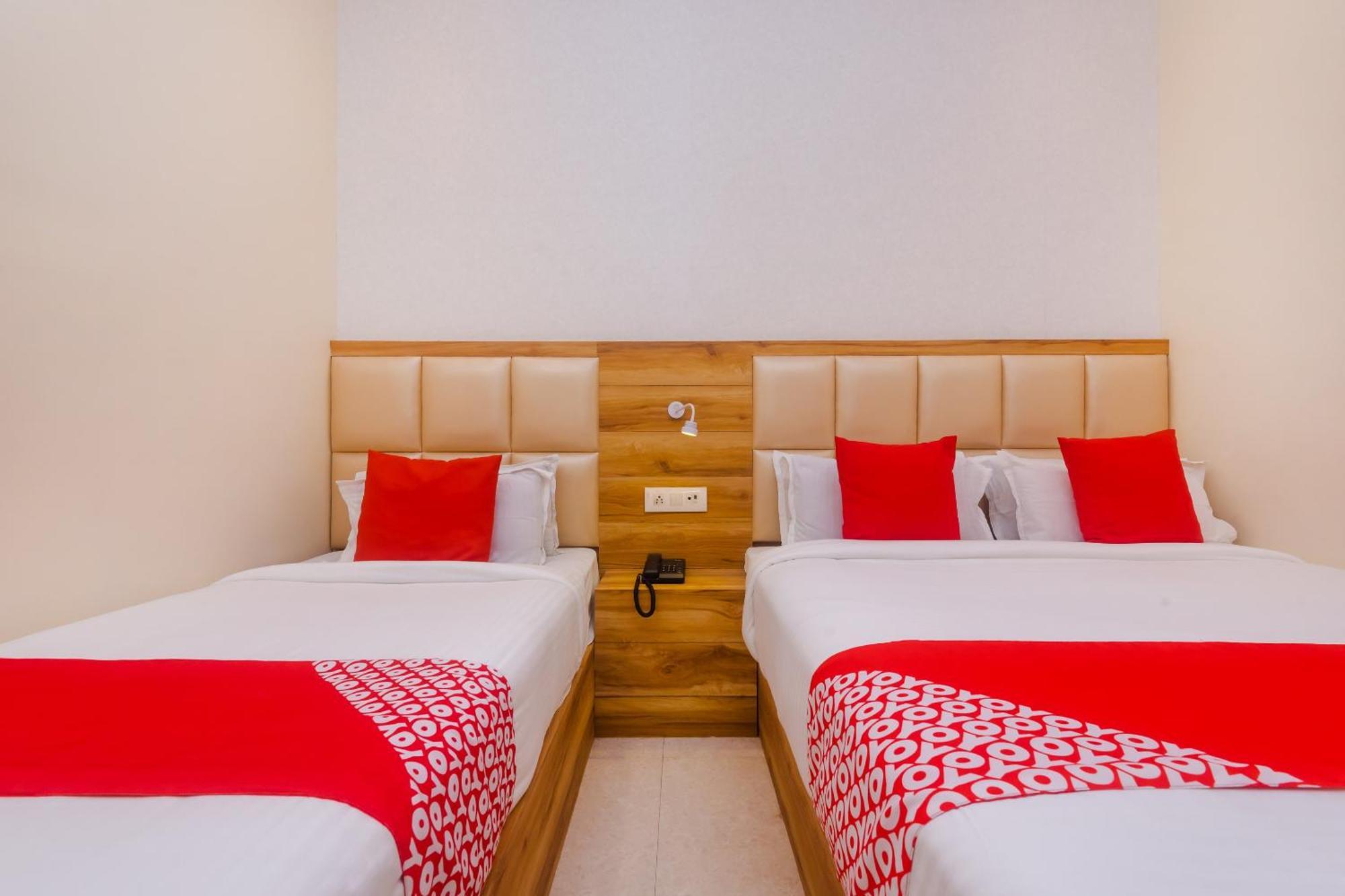 Hotel Sun City Near Saifee Hospital And Hn Reliance Mumbai Bagian luar foto